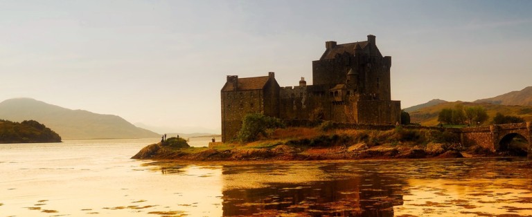 Kasteel aan de Schotse kust | Populaire Schotse namen