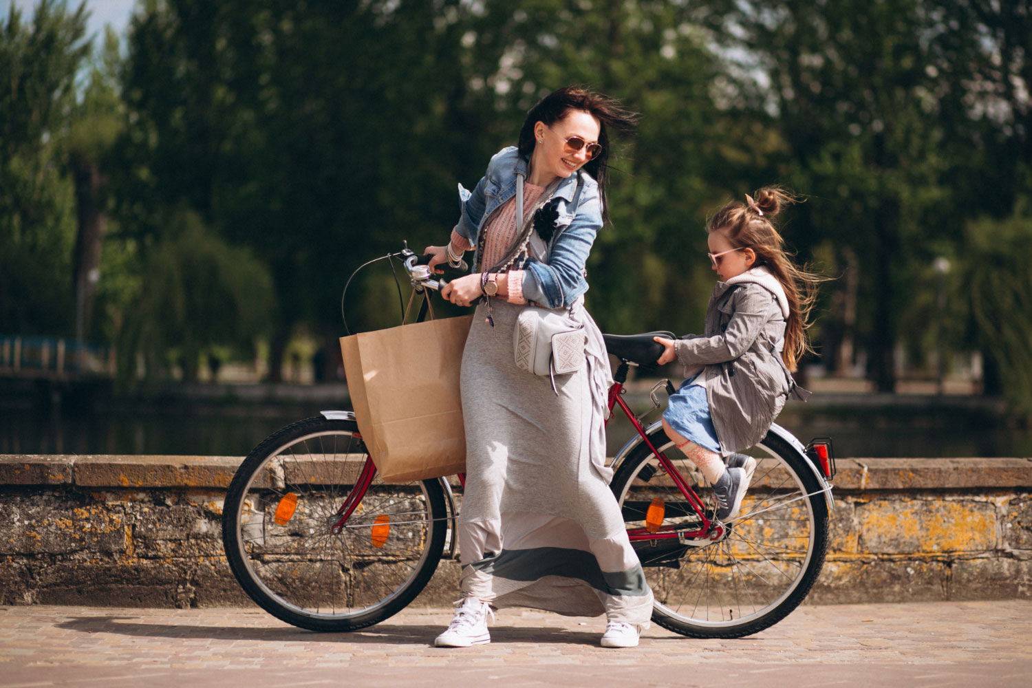 mother-daughter-bicycling
